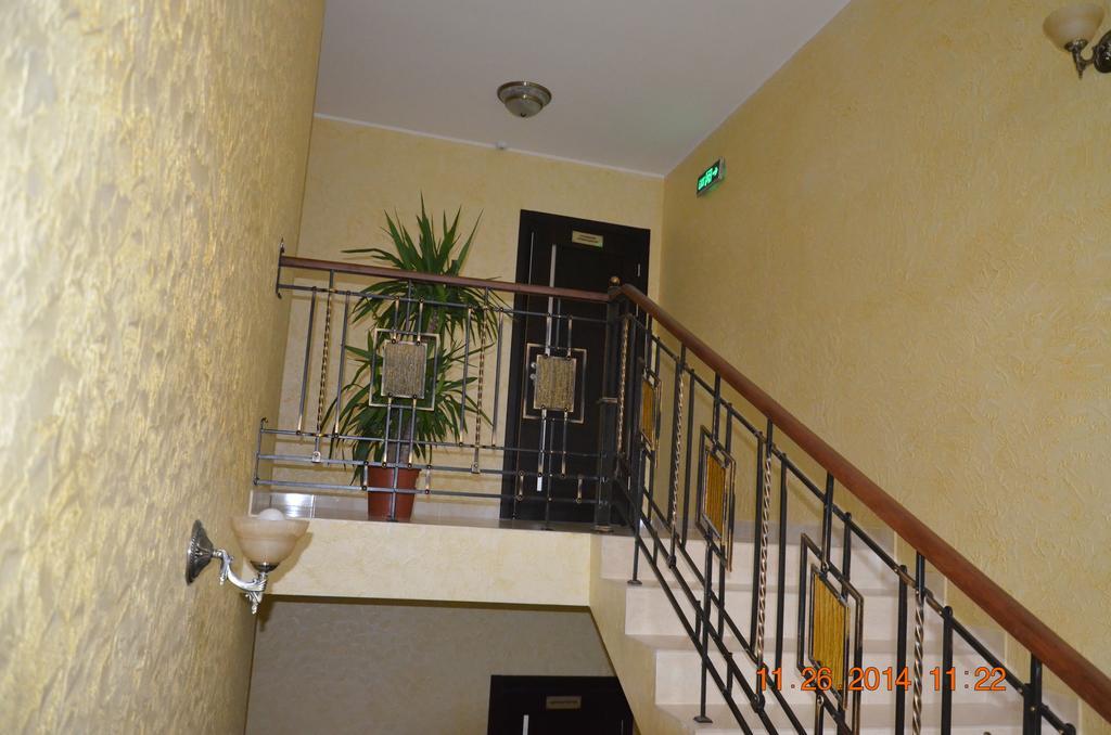 Batori Hotel Lviv Exterior photo