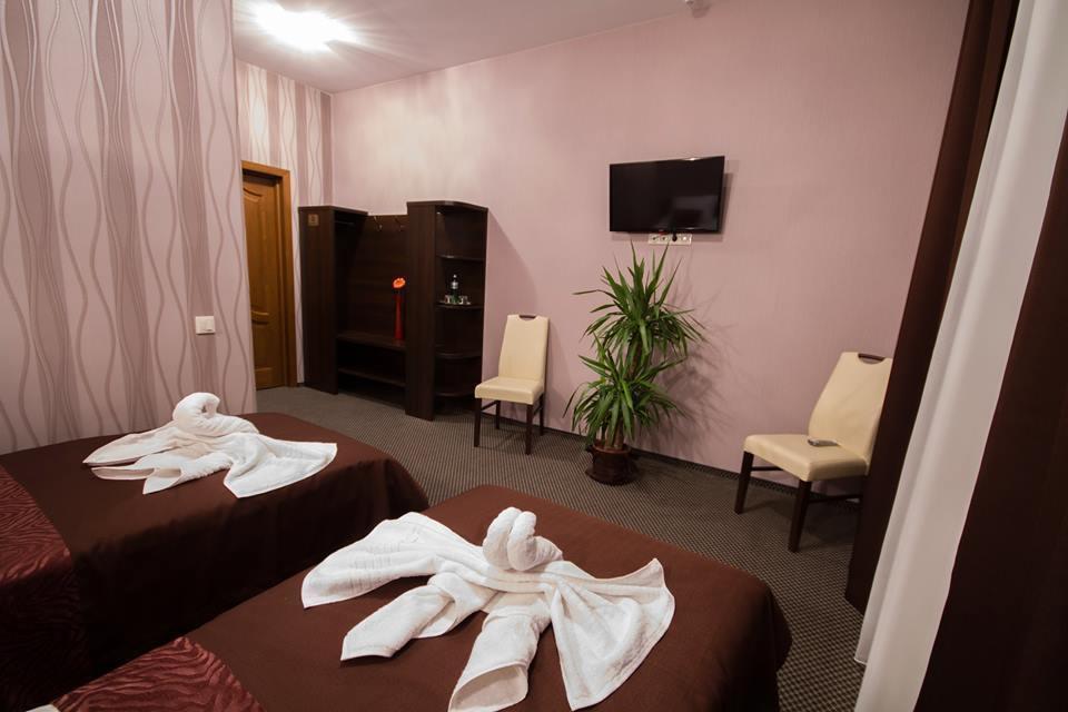 Batori Hotel Lviv Room photo