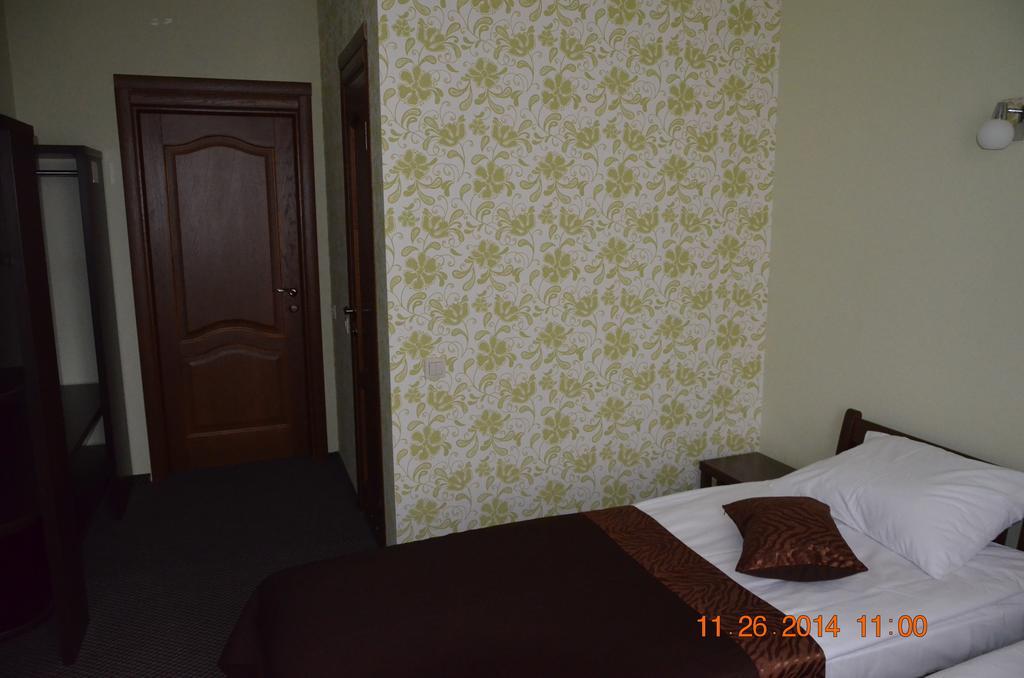 Batori Hotel Lviv Room photo